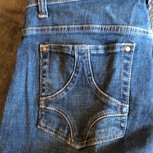 Women’s size 14 medium Lee comfort waistband blue jeans - Picture 11 of 11